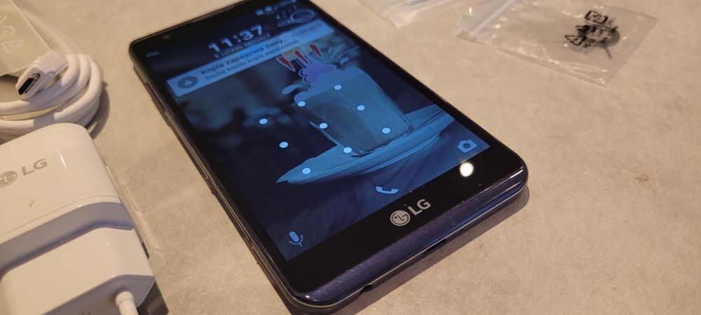 Smartfon LG X power k 220 nawigacja iGo primo truck