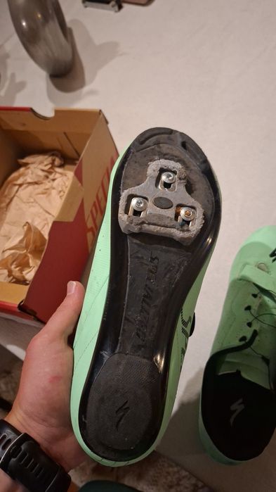 Vendo sapatos pedais e selim