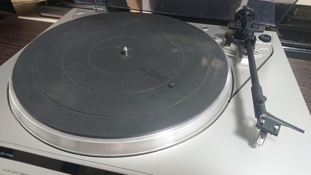 Програвач Onkyo cp-1116a