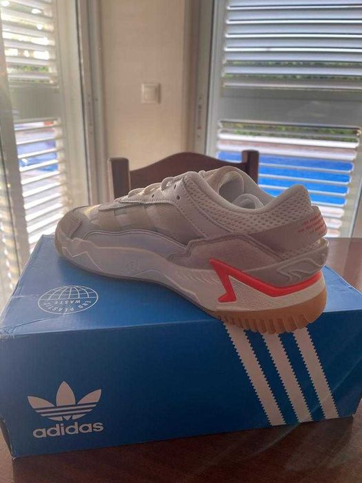Ténis Adidas niteball2