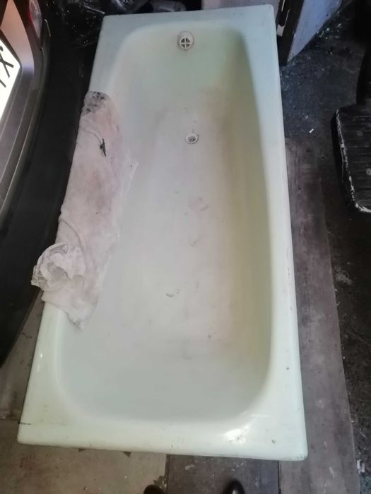 Продам ванну чугунну 170×75