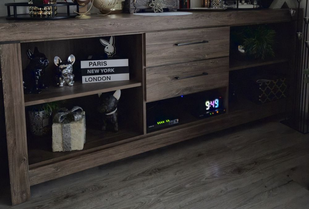 Komoda w cieniowanym brązie