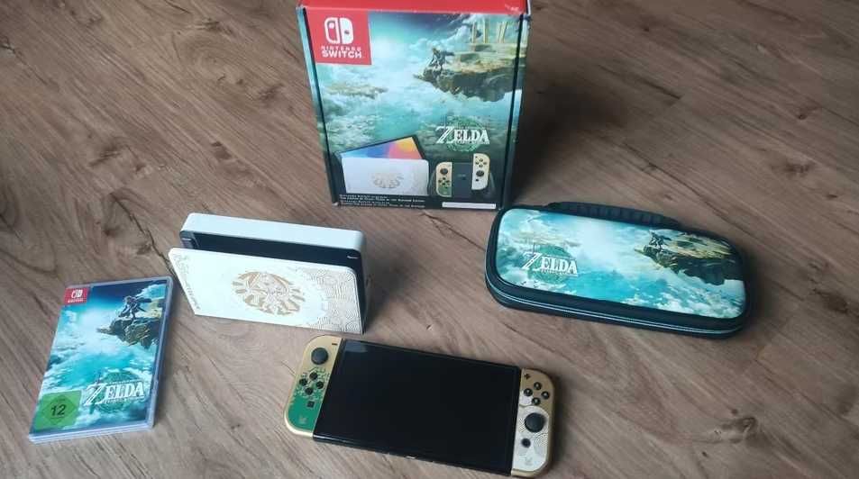 Nintendo Switch OLED Zelda Edition