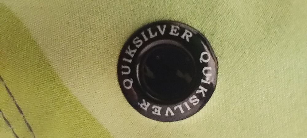 Szorty Quiksilver Super Hafty Marka Premium dostarcza surferom na cały