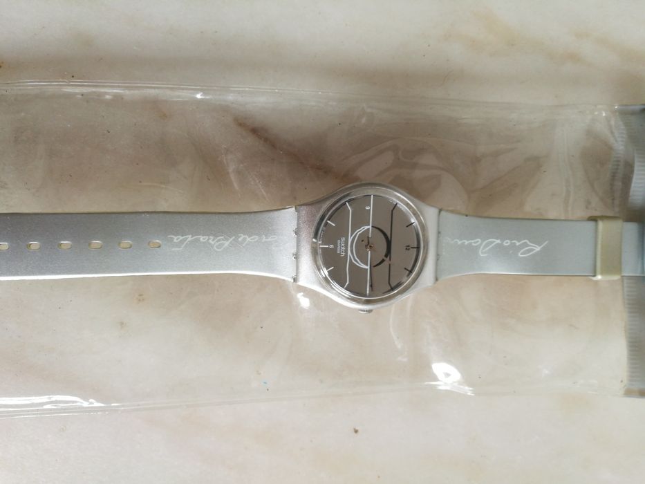Relógio Swatch raro coleção Arquiteto Siza Vieira Rio Douro Prata novo