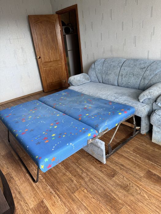 Продам диван и кресло
