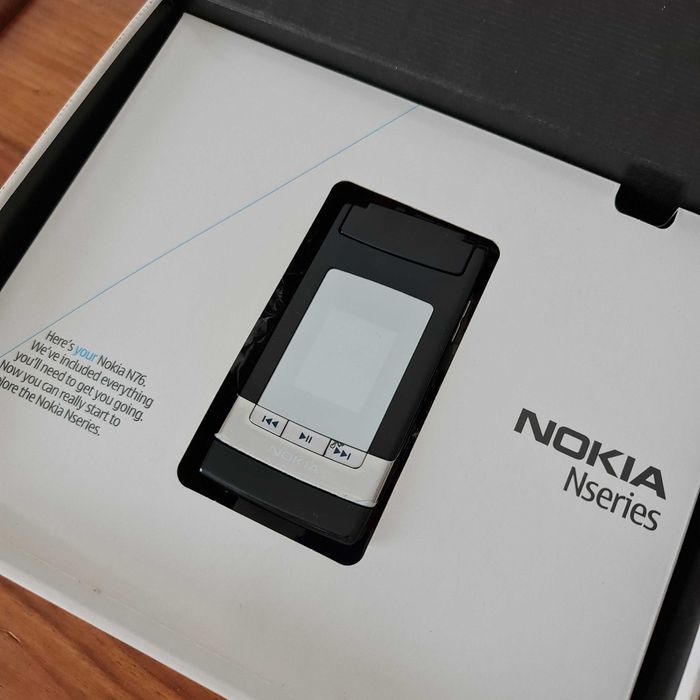 Nokia N76 RARO! completo com acessórios e caixa original!