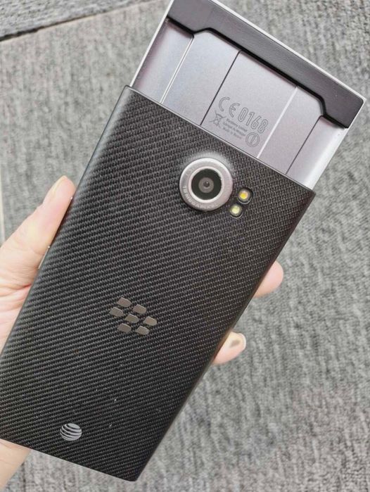 Продам або обміняю blackberry priv
