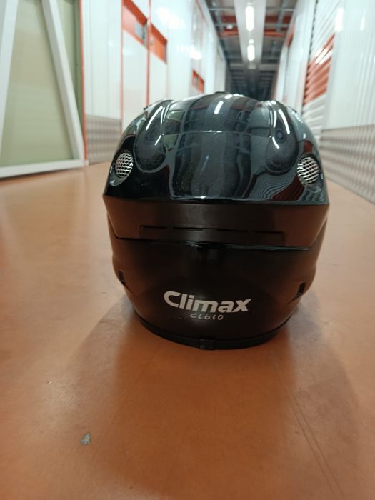 Capacete de moto marca Climax