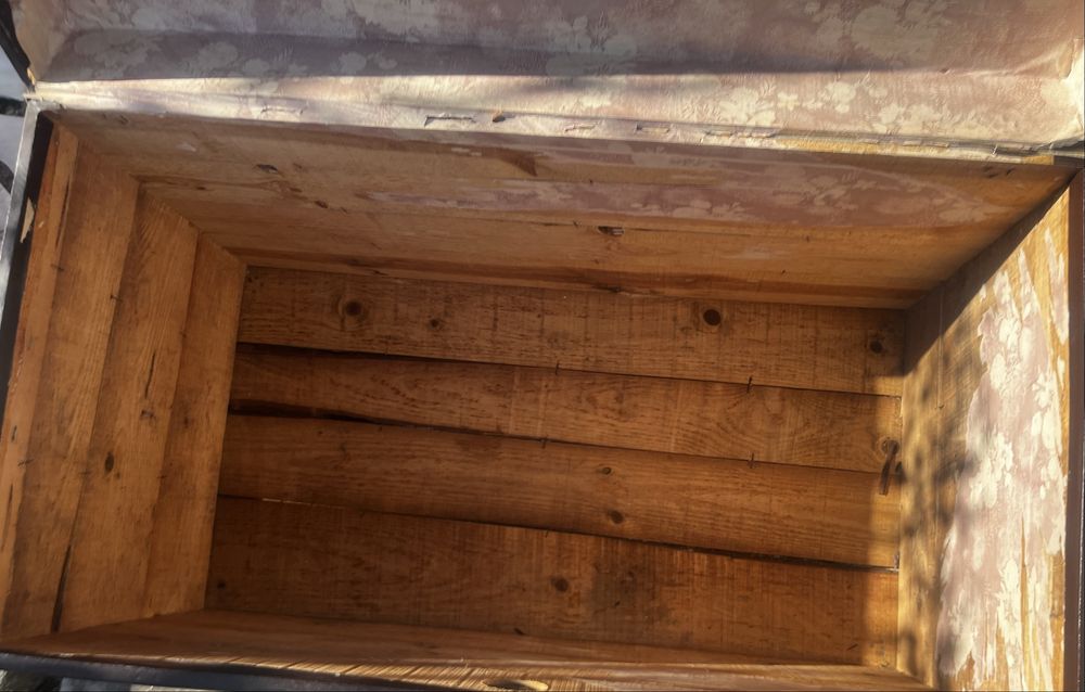 Arca/Mala vintage em madeira