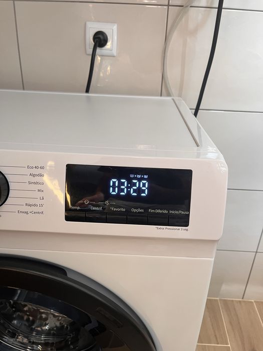 Máquina de lavar roupa