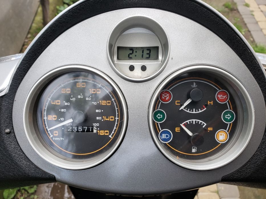 Скутер Piaggio Carnaby 200 Sh