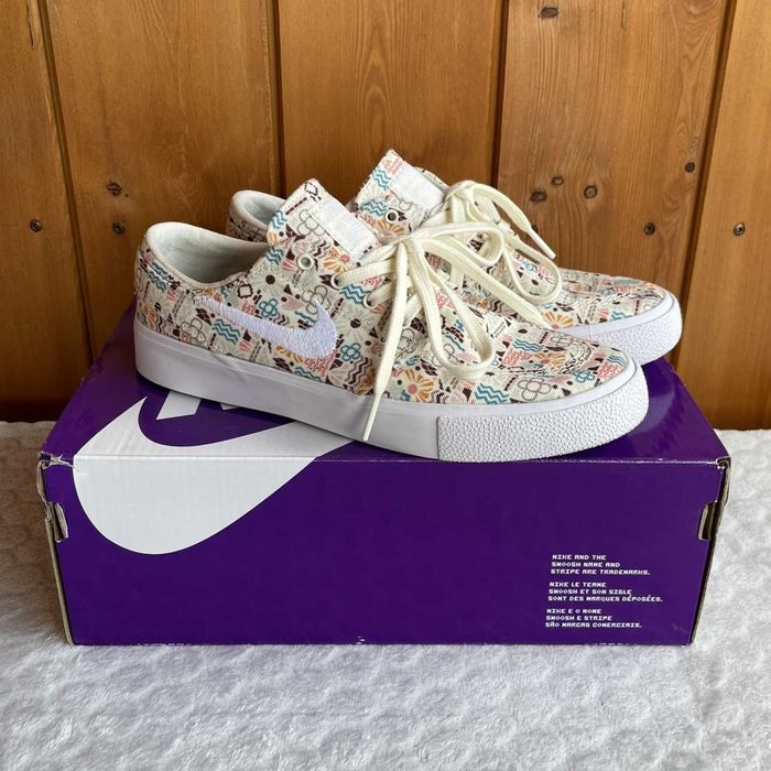 Buty sneakersy NIKE ZOOM Janoski CNVS RM PRM (white-cashmere-white)