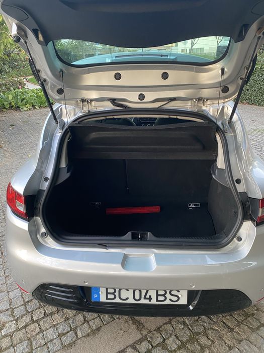 Renault Clio 1.5 dCi Eco2 Limited Edition — photo 4