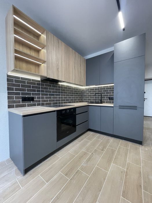 Продам 1 комнатную двухстороннюю 42,7 м ЖК Мира 2 pp1