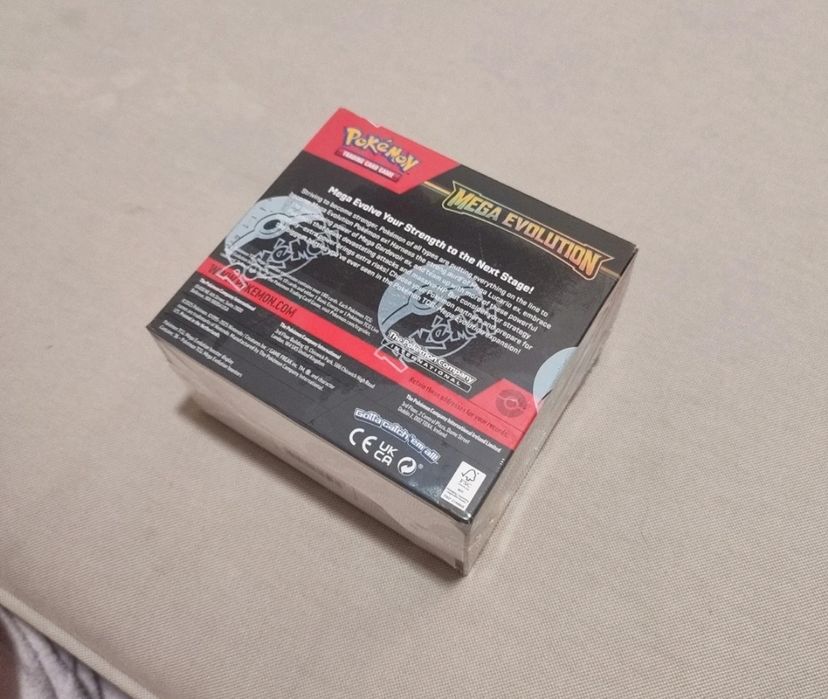 Pokémon cartas Mega Evolution box