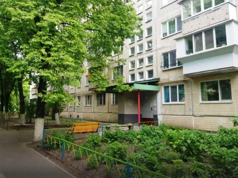 Без комісії. Продам 2к квартиру на Виноградарі, пр-т Свободи 34