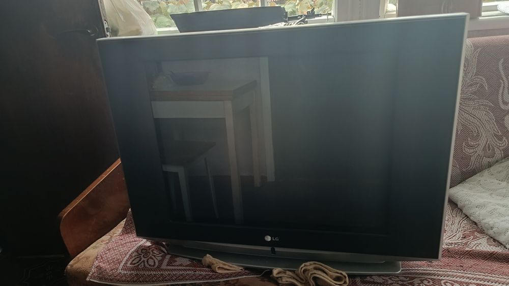 Продам телевізор LG