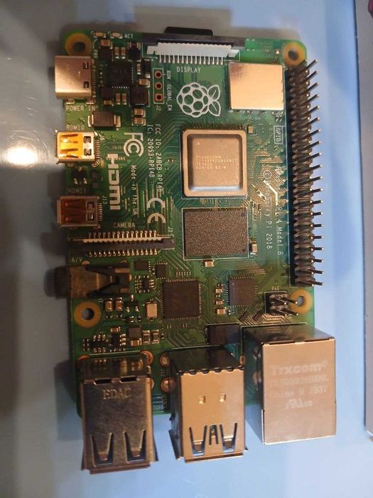 Мікрокомп'ютер Raspberry Pi 4 Model B 4GB