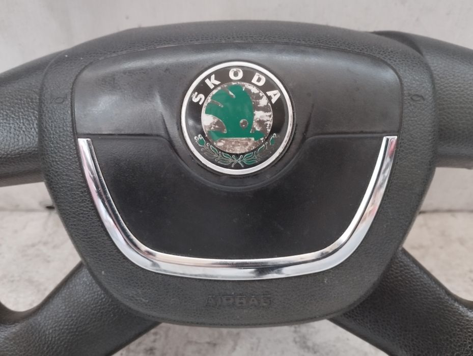 Skoda Octavia 2 kierownica airbag kierowcy