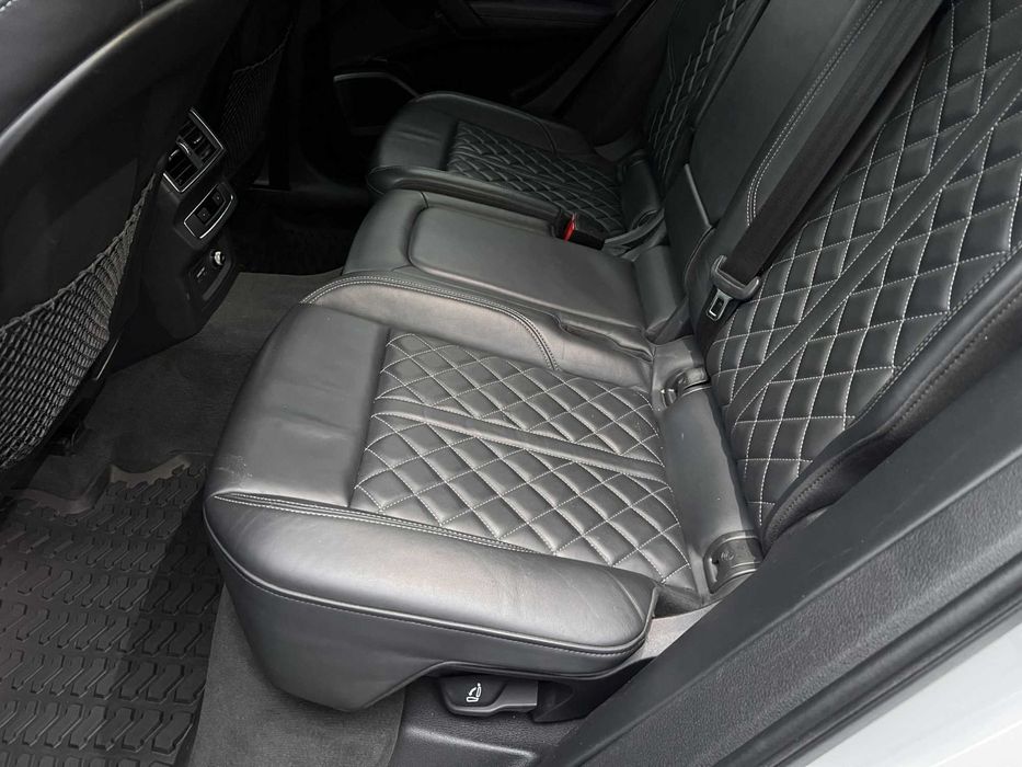 Продам Audi SQ5 premium plus