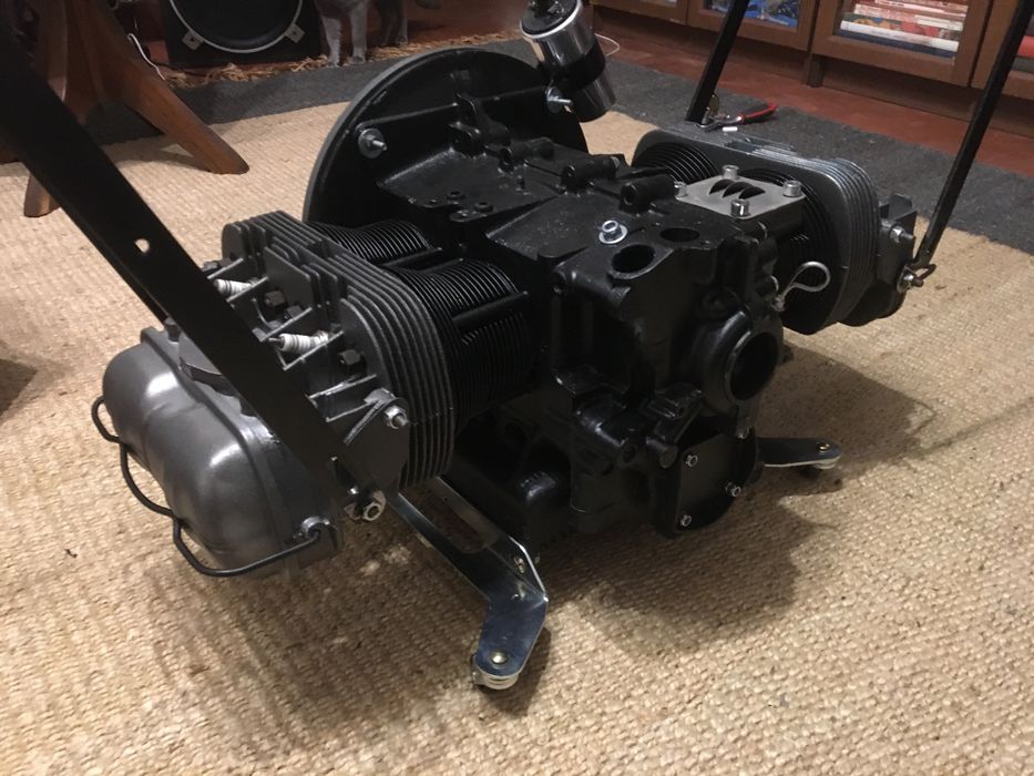 Mesa com motor de Volkswagen