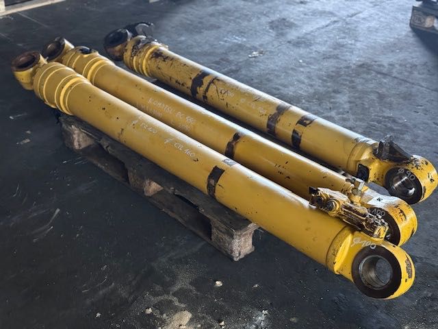 KOMATSU PC 350 siłownik hydrauliczny 3 szt komplet