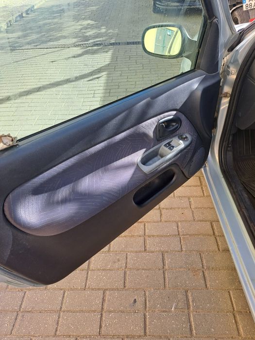 Clio II 1.4 16v Gasolina