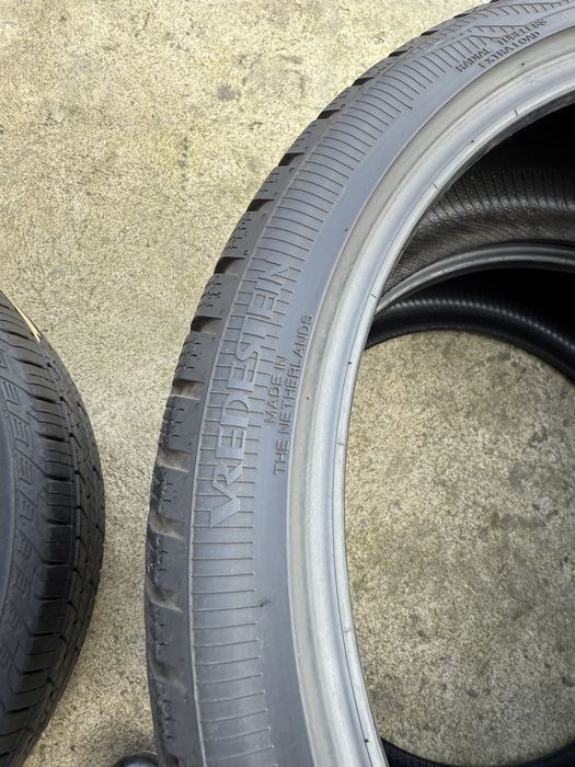 235/35/19 Vredestein Quatrac Pro