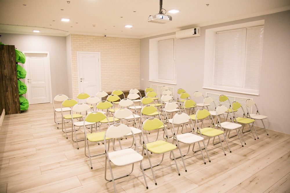 Офісний блок в центрі міста