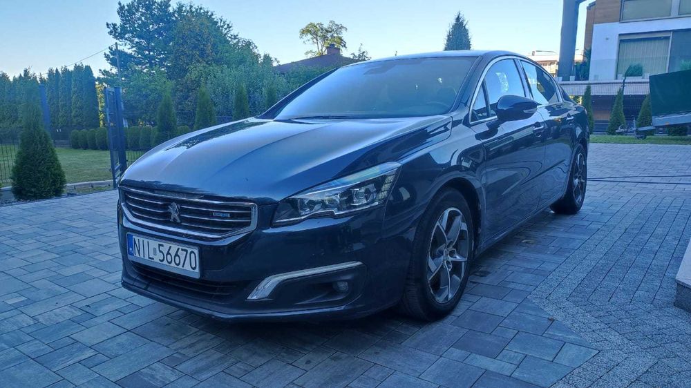 Peugeot 508 sedan