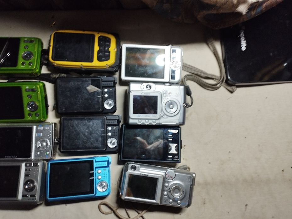 Фотоапарати цифрові неробочі