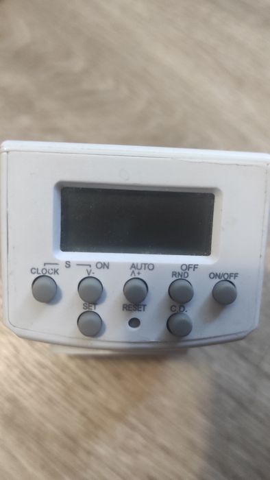 Таймер в розетку електронний тижневий