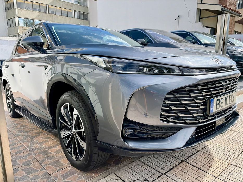 MG HS 1.5 Plug-in Hybrid Luxury