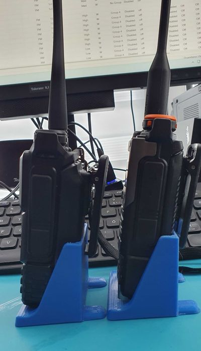 Quansheng настільний тримачь  UV-K5 K6, UV-5R/Plus