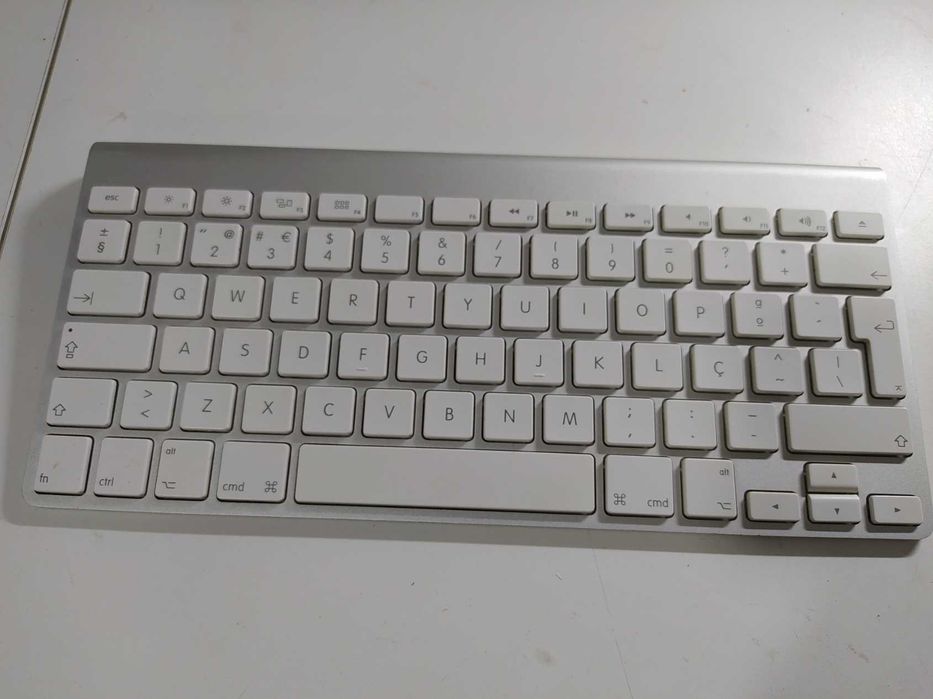 Apple Wireless Keyboard A1314 3ª geração bluetooth em bom estado