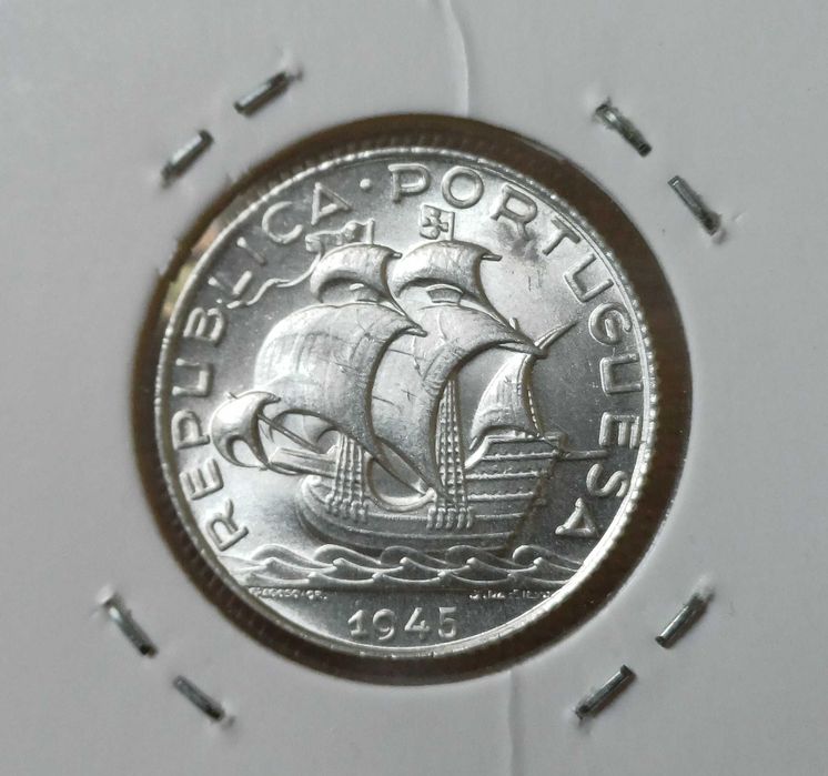 Moeda 2$50 1945 Soberba prata