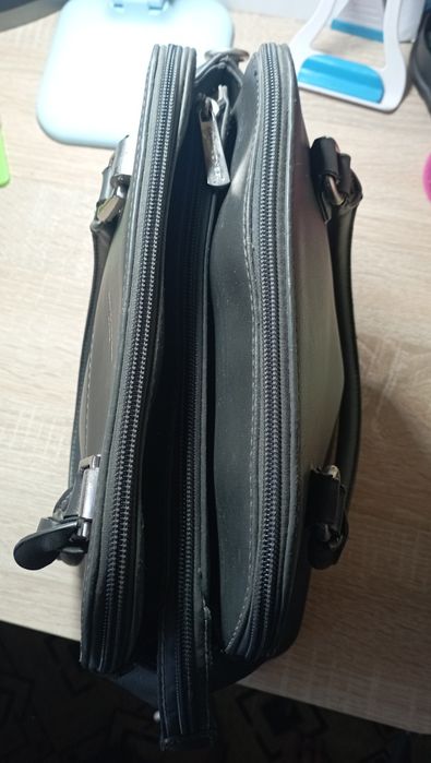 Продам женскую сумку