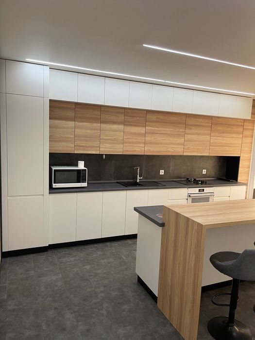 Оренда котеджу 250м2 з ремонтом Підгороднє