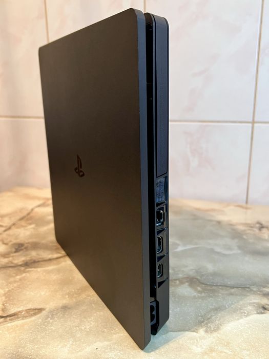 PlayStation 4 Slim 500gb + 2 джойстика. Гарантия!