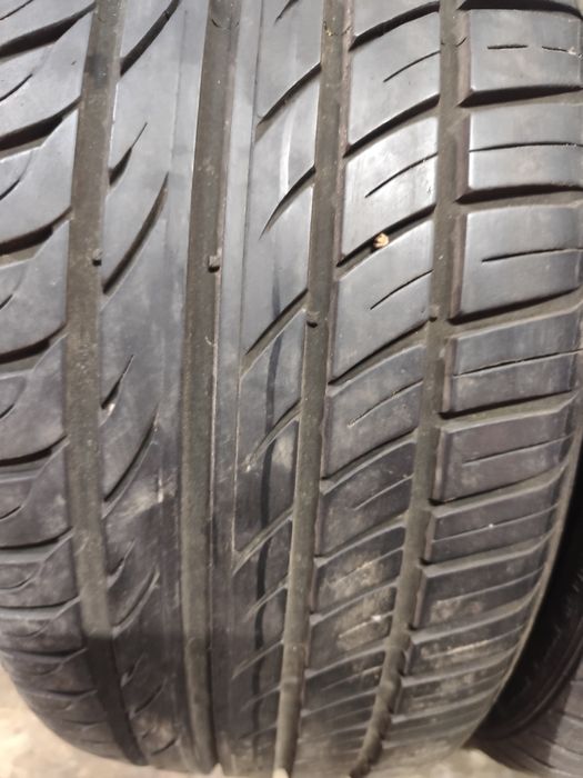 Шини Резина R18(235/45/18) літо