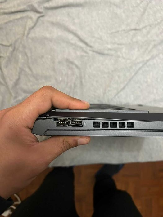 HP Victus 16 - RTX 3060 • AMD Ryzen 7 5800H • 16GB RAM