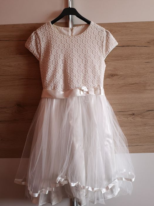 Sukienka pokomunijna