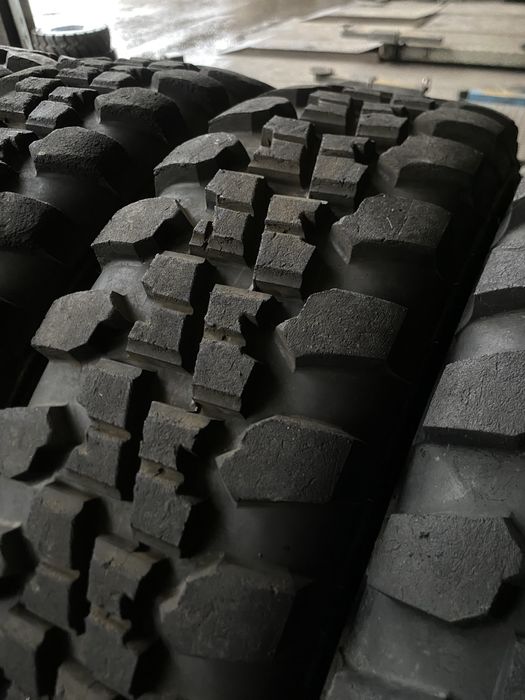 Pneus 32x10-15 Tensor (COMO NOVOS)