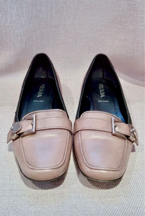Sapatos Prada de senhora