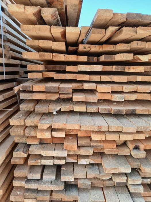 Пиломатеріали (дошки, крокви, бруси, рейка, різних розмірів)