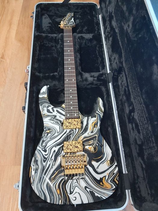 Guitarra Ibanez  Swirl+Utopia+Case