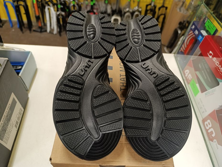 Nowe Buty do biegania Damskie UYN Free Flow Rozmiar 35