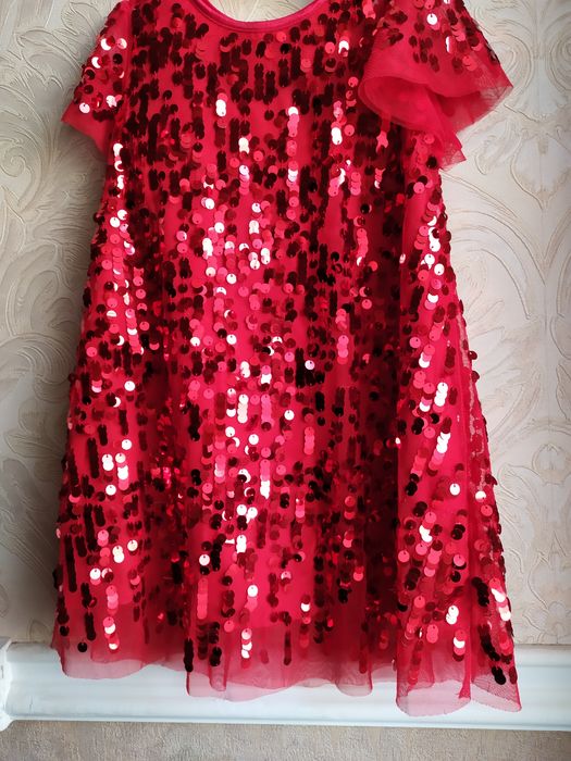 Праздничное  платье для девочки