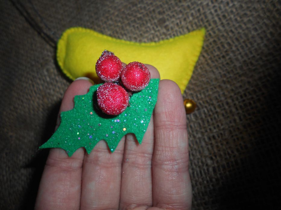 ёлочная игрушка из фетра  декор